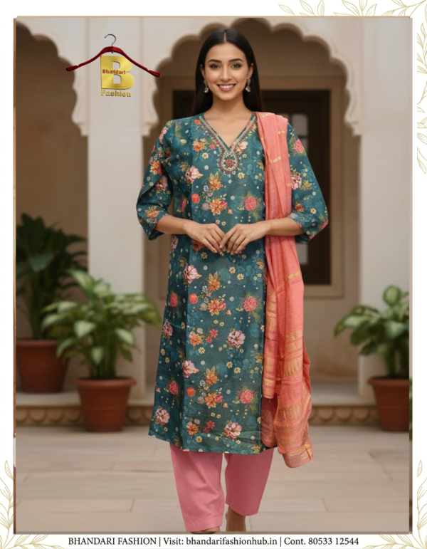 Ladies Special Geogette Fabric Suit With Floral Pattern